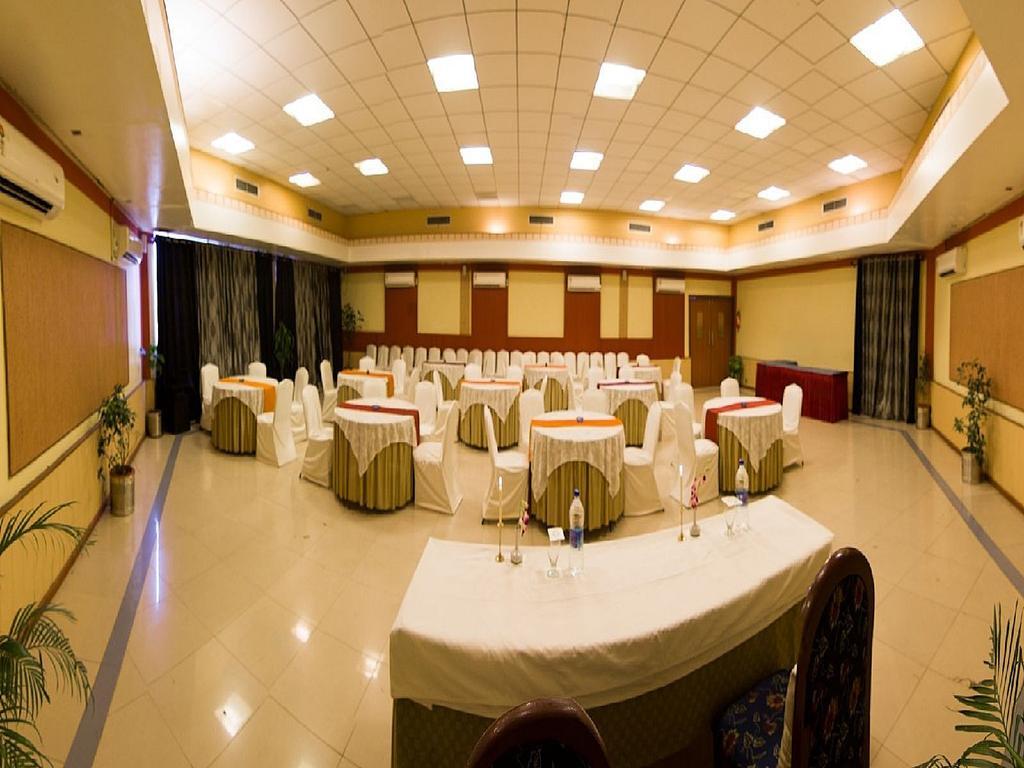 Hotel Lake View Ashok Bhopal Buitenkant foto